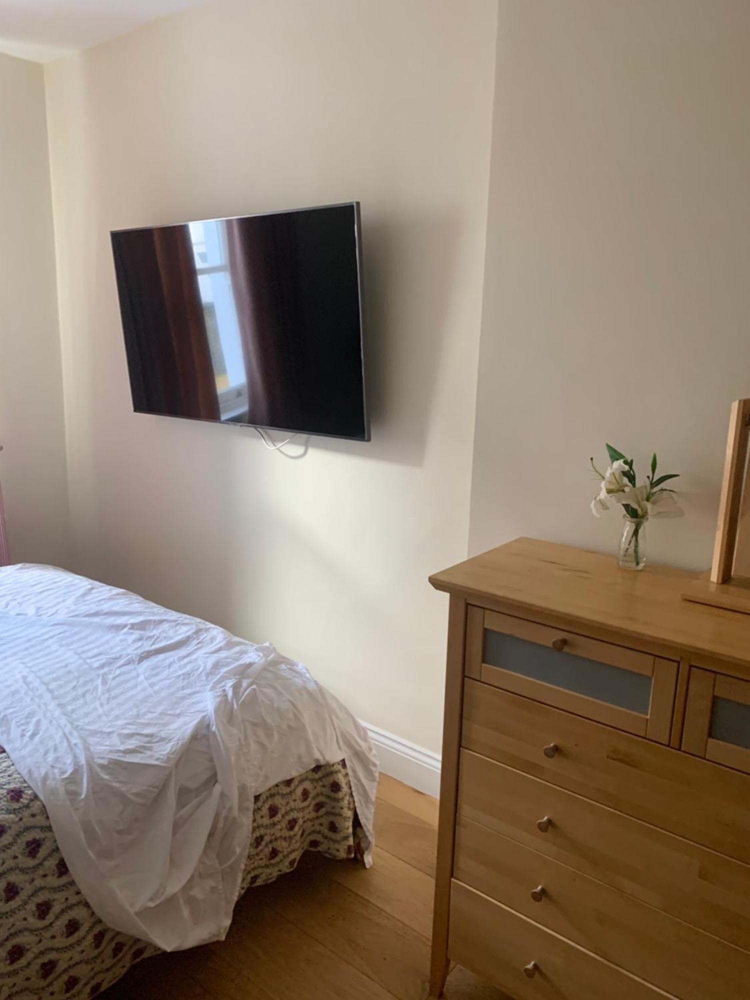 Appartamento Spacious And 3 Bedroom House In Paddington *